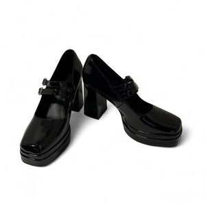 Coutgo Platform Mary Jane Pumps Two Strap Square Toe Chunky block heel. Size 8.5
